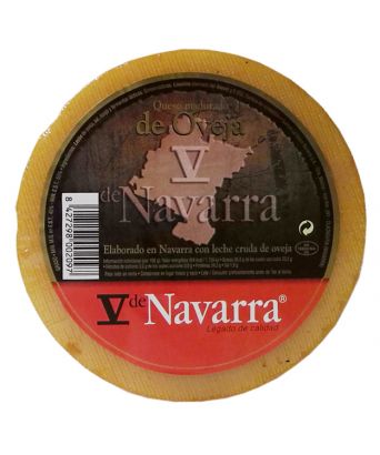 Sheep cheese smoked raw milk V de Navarra 3,3 kg.