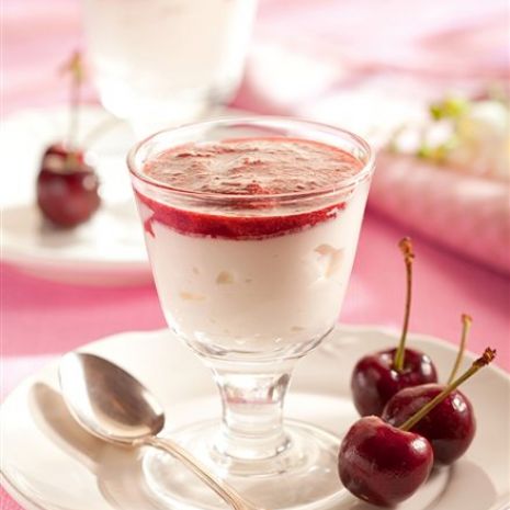 Natural yoghurt mousse and cherries.