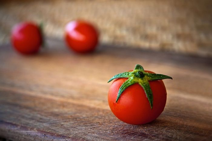 Kaufen Sie gebratene Tomaten von spanischen Marken